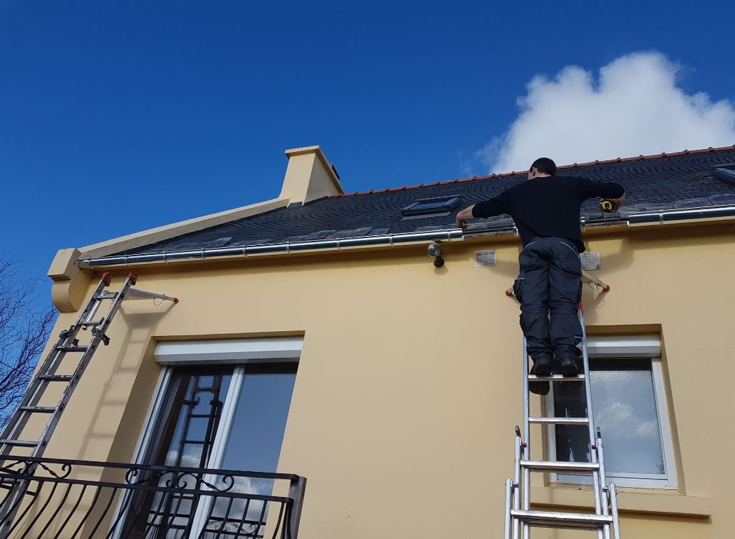 Chantier de rénovation de toiture près de Brest dans le Finistère
